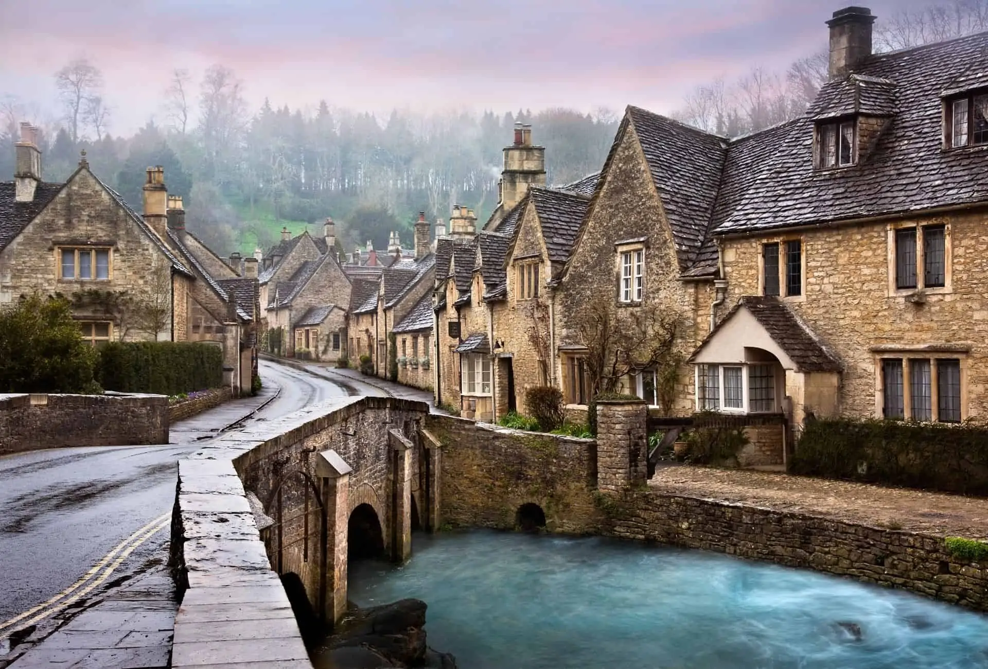Castle Combe in Cotswolds